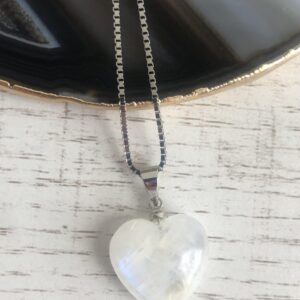 Colar Coração Pedra da Lua