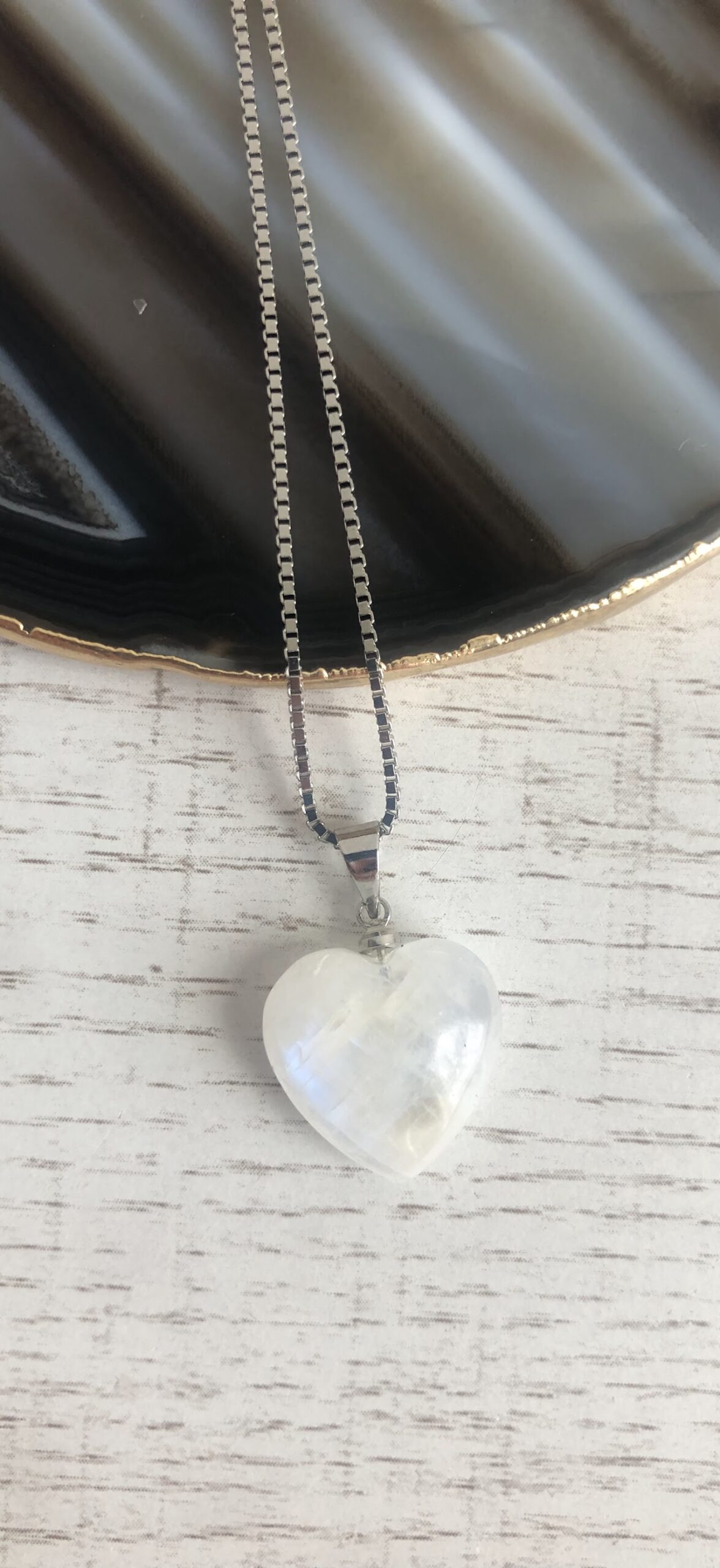 Colar Coração Pedra da Lua