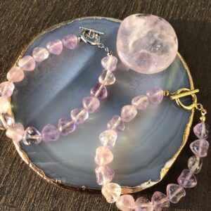 Pulseira Coração de Ametista  ( Lavanda)