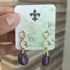 Brinco Infinito Folheado a Ouro 18k com Ametista