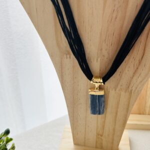 Colar Cordão de Algodão Cianita Azul