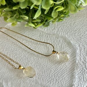 Colar de Citrino: Mais Energia, Foco e Prosperidade no Seu Dia