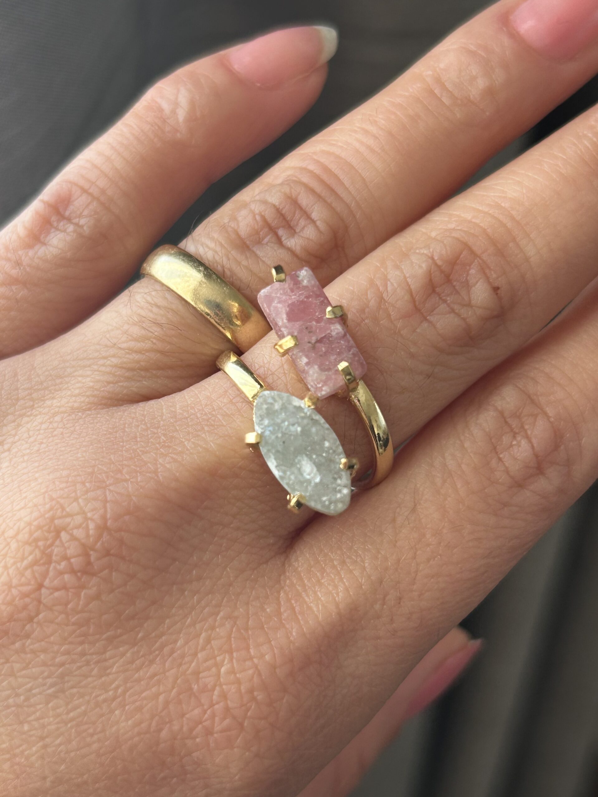 Anel Dual com Drusa de Ágata e Turmalina Rosa para Proteção e Equilíbrio Energético