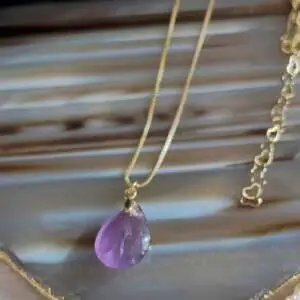 Colar Gota Ametista – Proteção, Intuição e Harmonia