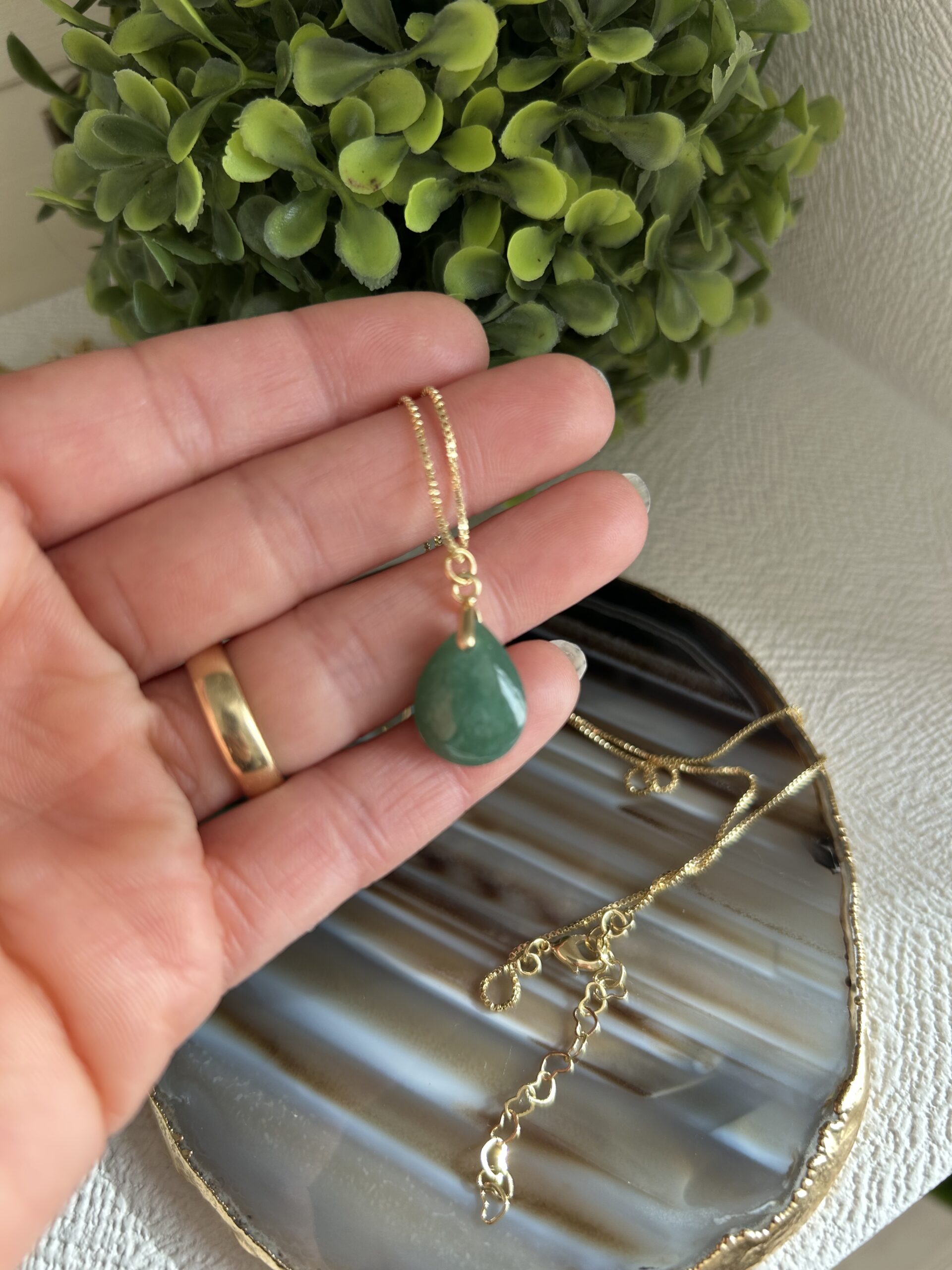 Conjunto Quartzo Verde Gota – Cura, Equilíbrio e Bem-Estar - Imagem 2