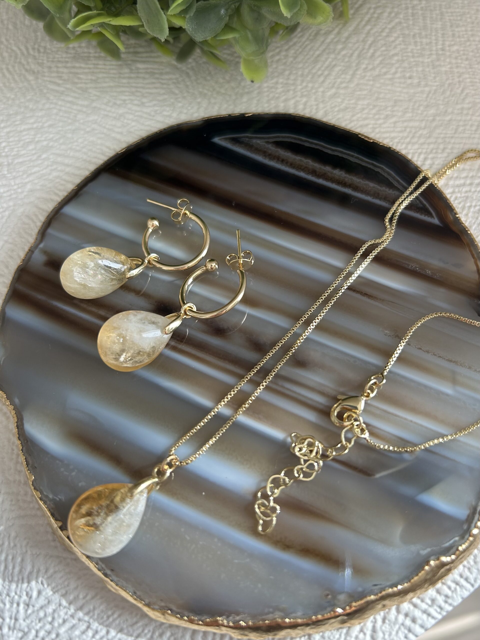 Conjunto Gota de Citrino – Prosperidade, Energia e Clareza