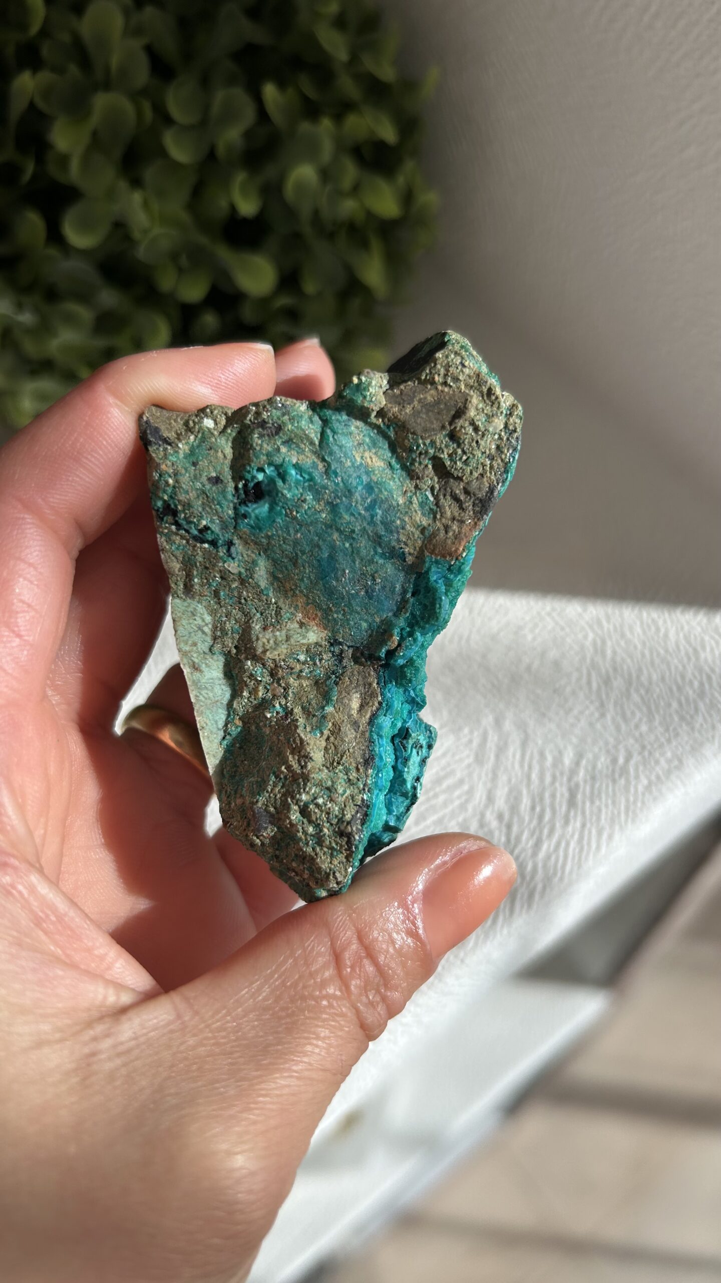 Crisocola Grande – Pedra Bruta Natural - Imagem 5