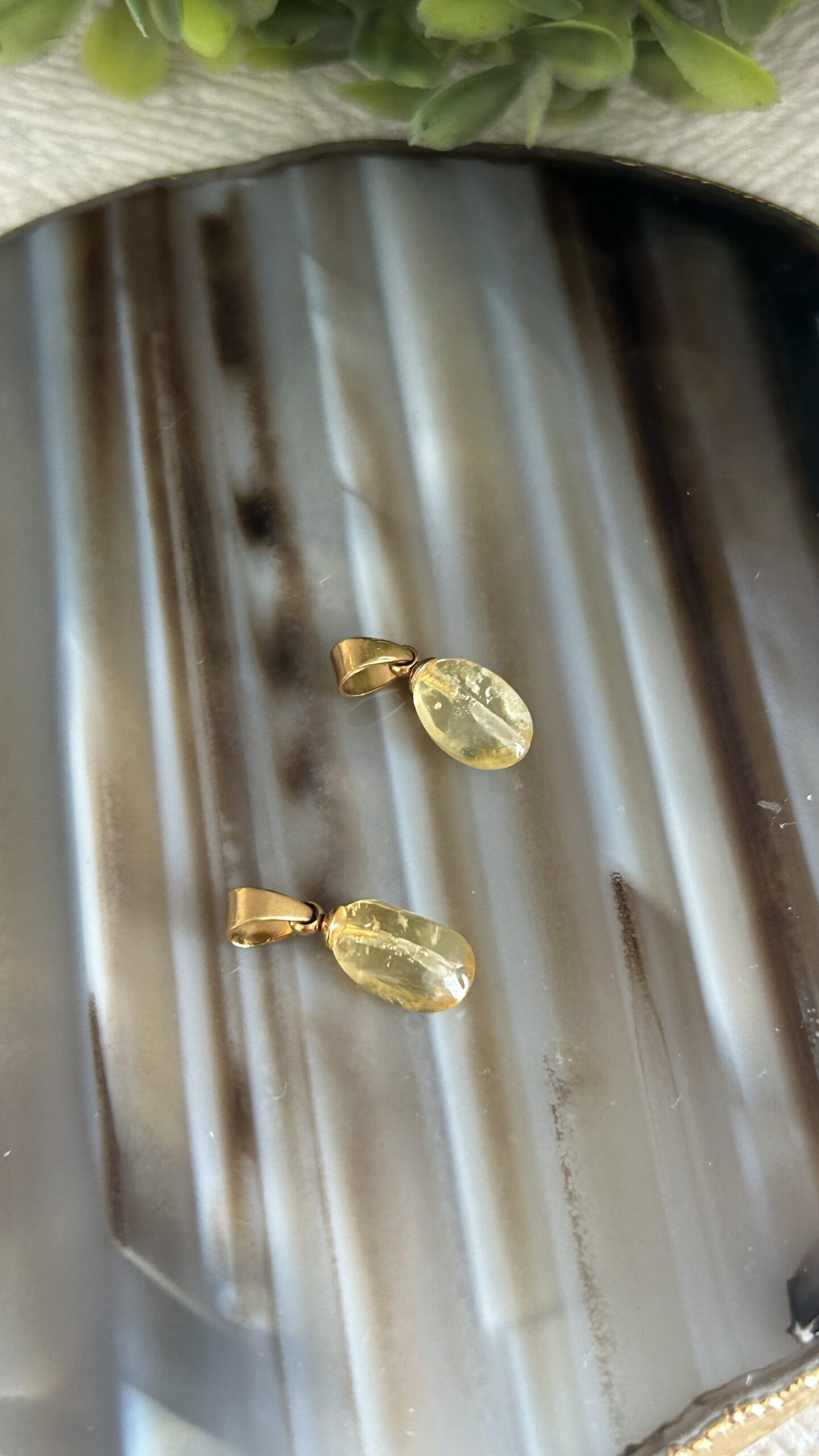 Pingente de Heliodoro Natural do Brasil – Clareza, Confiança e Expansão Pessoal