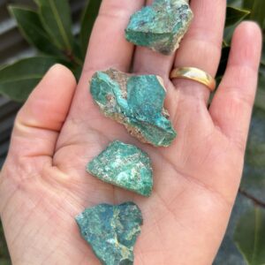 Crisocola Bruta do Arizona • Equilíbrio Emocional e Expressão da Verdade