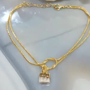 Pulseira de Selenita Natural em Corrente Snake Dupla Dourada