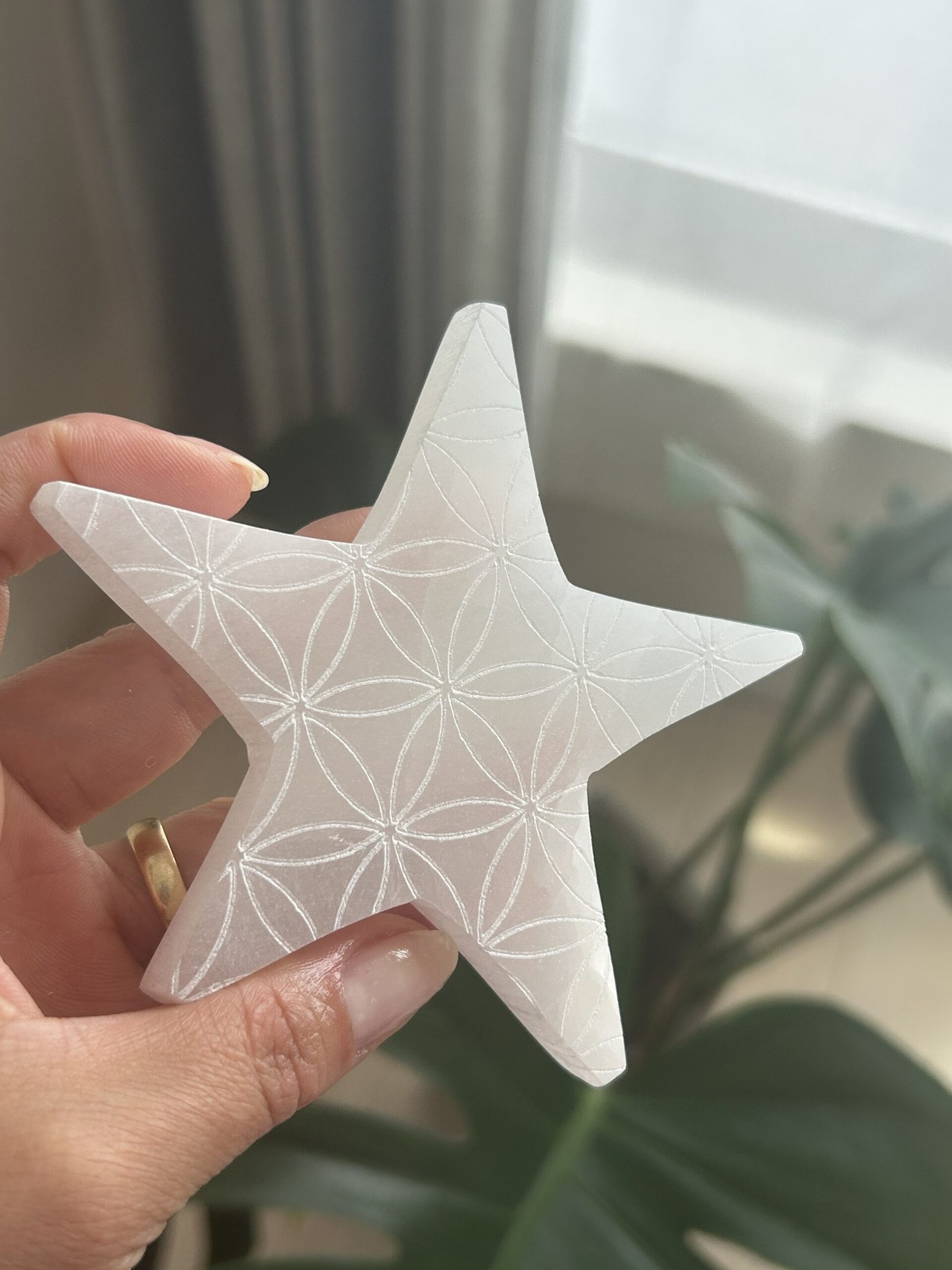 Placa de Selenita Estrela com Flor da Vida - Imagem 4