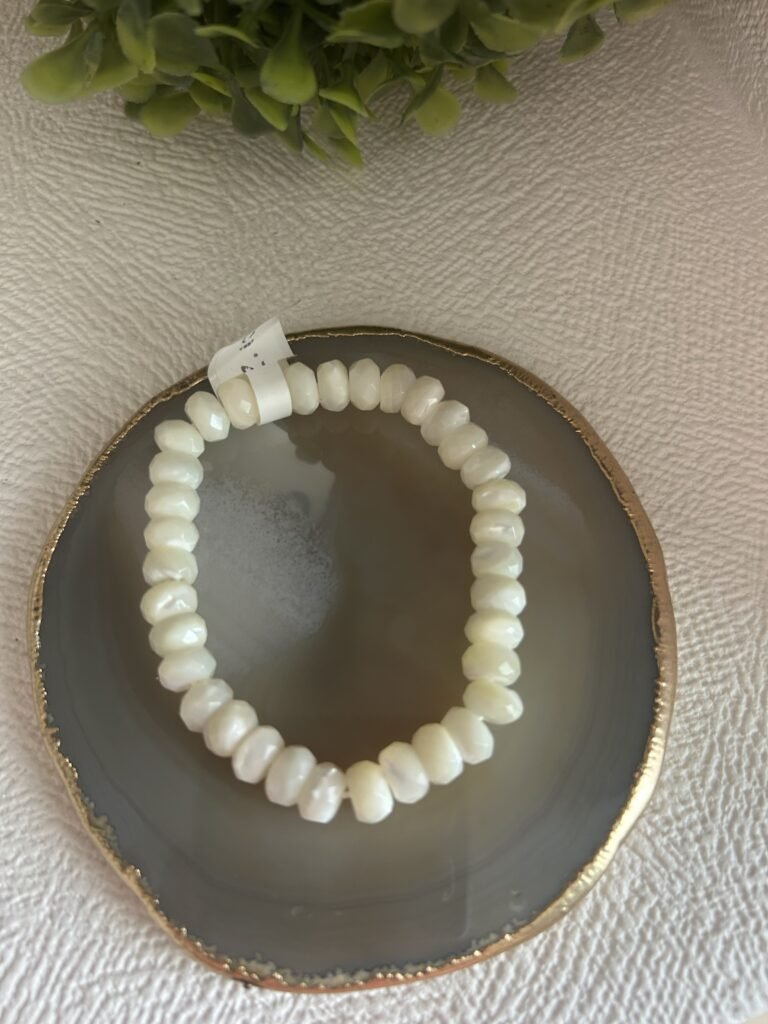 Pulseira Madrepérola Branca Multifacetada