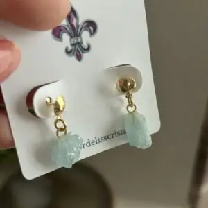 Brinco Pendente Mini com Água-Marinha Bruta